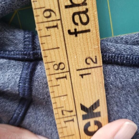 Lululemon Clean Girl Normcore Just Pleat It Crew Sweatshirt - Picture 6 of 7